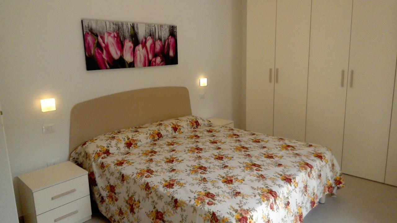 Verde Mare "Appartamenti Per Vacanze" Tortoreto Екстериор снимка