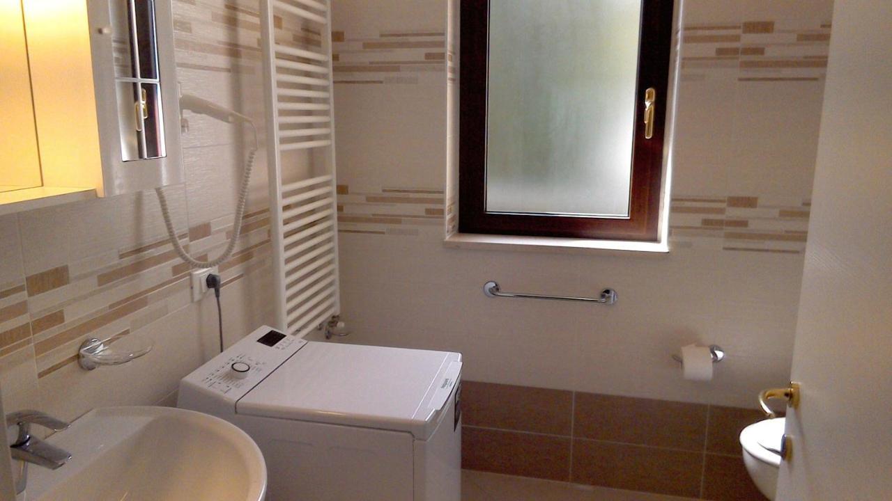Verde Mare "Appartamenti Per Vacanze" Tortoreto Екстериор снимка