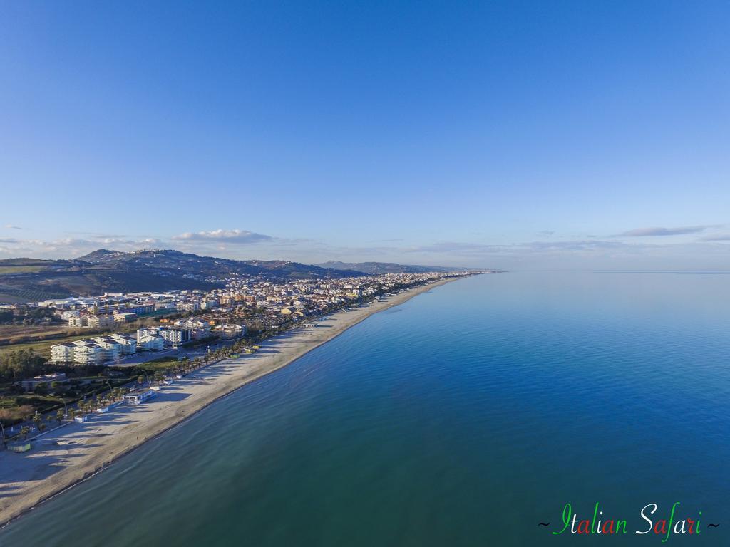 Verde Mare "Appartamenti Per Vacanze" Tortoreto Екстериор снимка