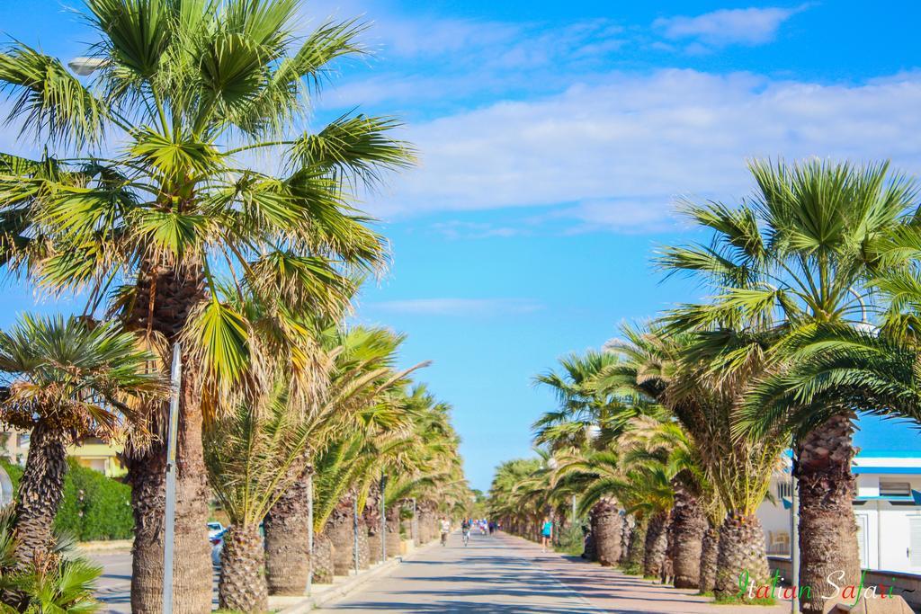 Verde Mare "Appartamenti Per Vacanze" Tortoreto Екстериор снимка