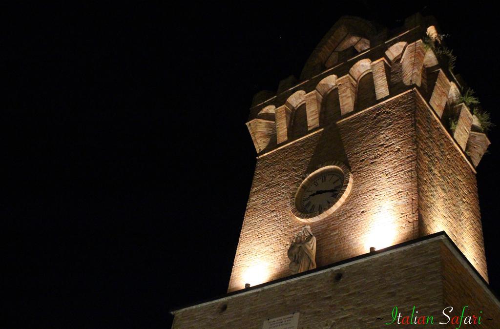 Verde Mare "Appartamenti Per Vacanze" Tortoreto Екстериор снимка