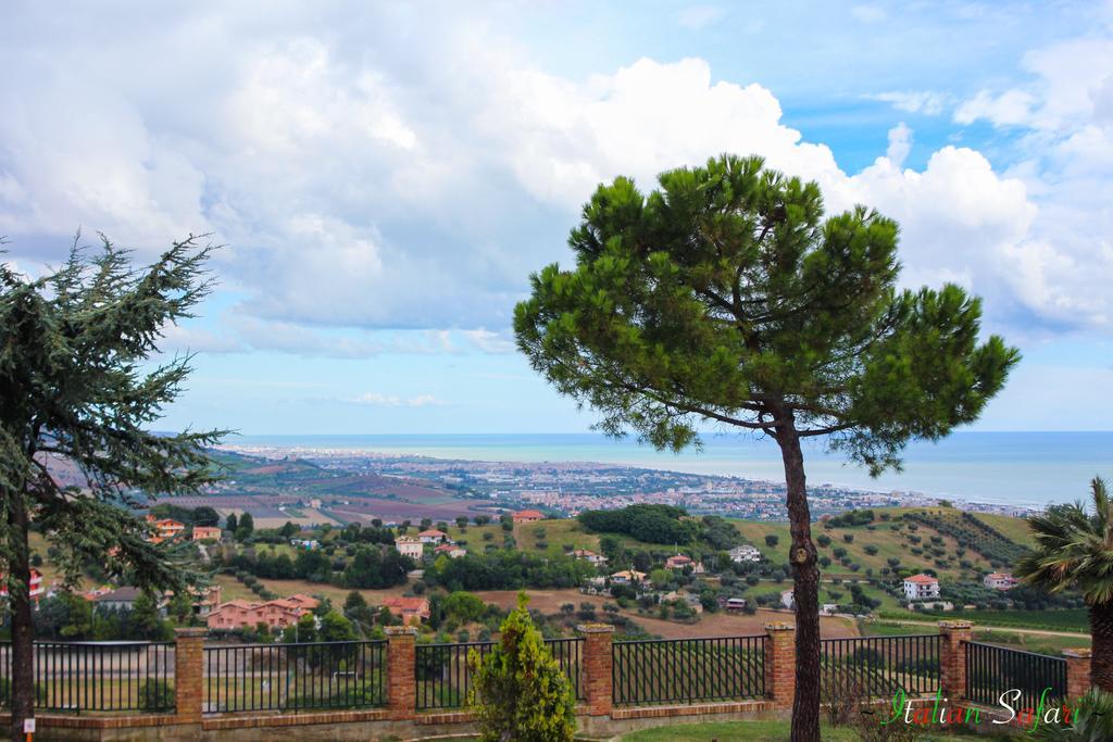 Verde Mare "Appartamenti Per Vacanze" Tortoreto Екстериор снимка